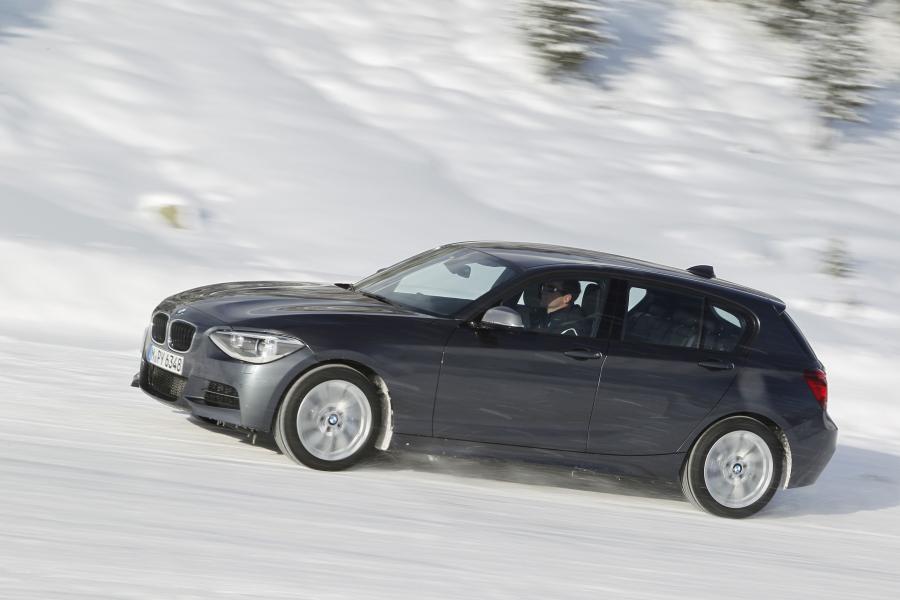  BMW M135i xDrive 5-Door (F20) 2012 года  (фото 11 из 35)